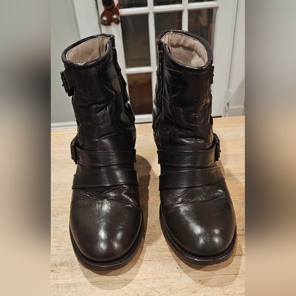 Freebird by Steven Shoes - Freebird Estes Brown Leather Buckle Detail Sz 10 OG EUC
